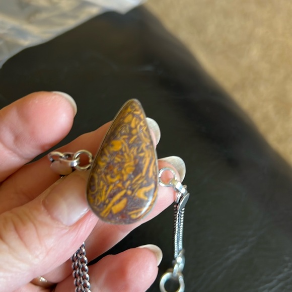 Miriam gemstone bracelet - Picture 2 of 3